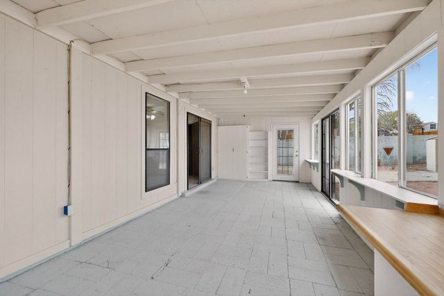 510 Stallion Road SE, Rio Rancho, NM 87124