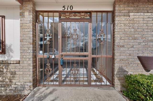 510 Stallion Road SE, Rio Rancho, NM 87124