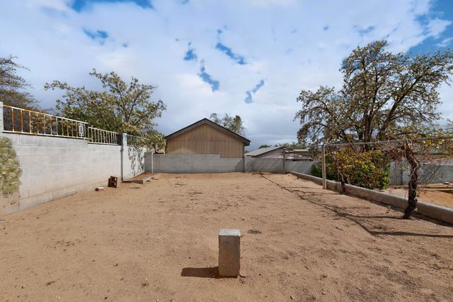 510 Stallion Road SE, Rio Rancho, NM 87124