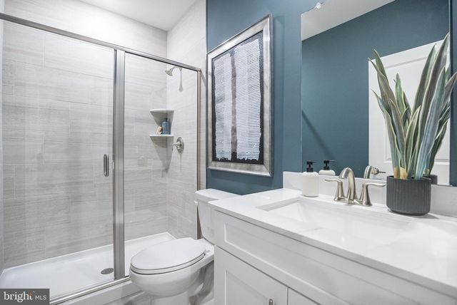 27 AARON TRUEHART WAY, Titusville, NJ 08560