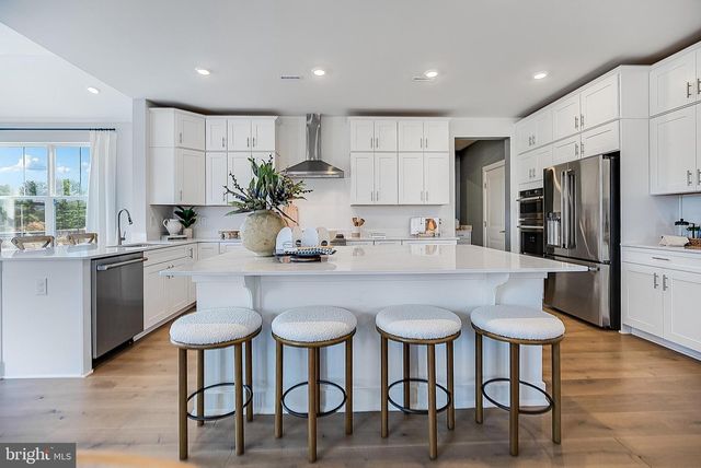 27 AARON TRUEHART WAY, Titusville, NJ 08560