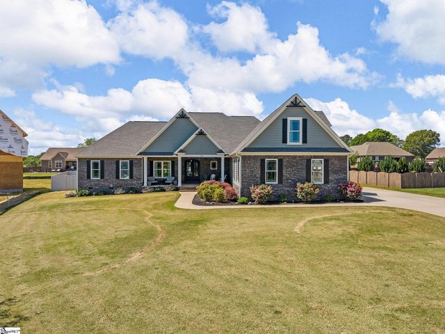 130 Monreve Drive, Boiling Springs, SC 29316