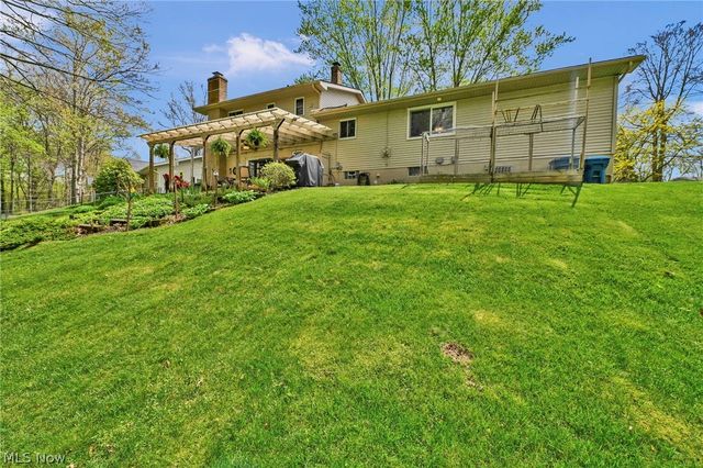 3109 Fair Oaks Drive, Norton, OH 44203