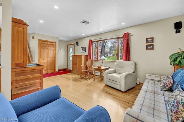 3109 Fair Oaks Drive, Norton, OH 44203