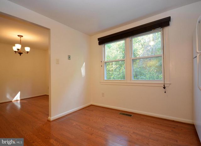 3151 ELLENWOOD DR, Fairfax, VA 22031