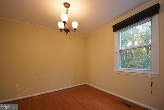 3151 ELLENWOOD DR, Fairfax, VA 22031