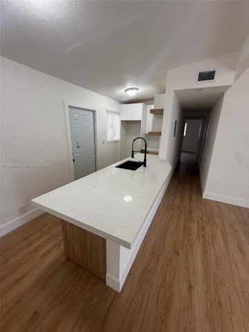 2169 NW 80th St 2169, Miami, FL 33147