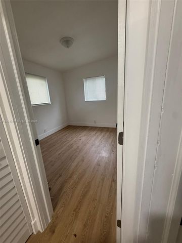 2169 NW 80th St 2169, Miami, FL 33147