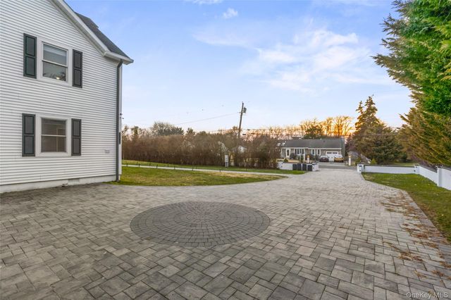 345 Durkee Lane, East Patchogue, NY 11772
