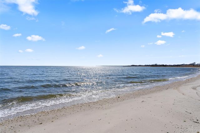 345 Durkee Lane, East Patchogue, NY 11772