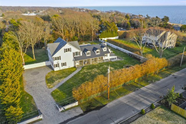 345 Durkee Lane, East Patchogue, NY 11772