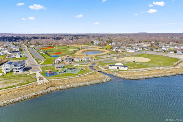 345 Durkee Lane, East Patchogue, NY 11772