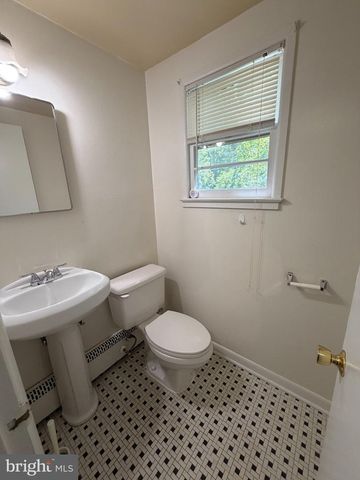 13419 ORCHARD DR, Woodbridge, VA 22191