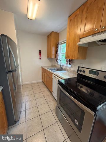 13419 ORCHARD DR, Woodbridge, VA 22191