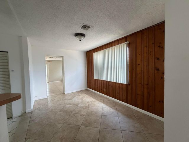 4250 NE 12th Avenue, Pompano Beach, FL 33064