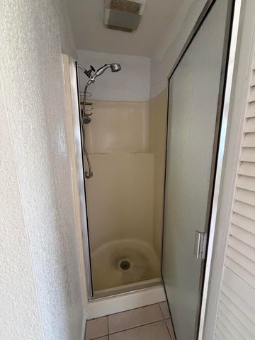 4250 NE 12th Avenue, Pompano Beach, FL 33064