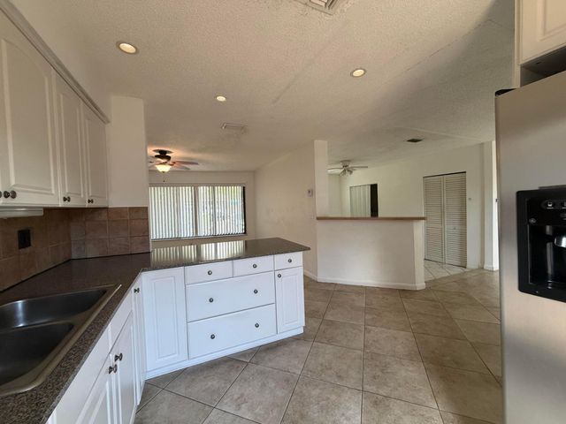 4250 NE 12th Avenue, Pompano Beach, FL 33064