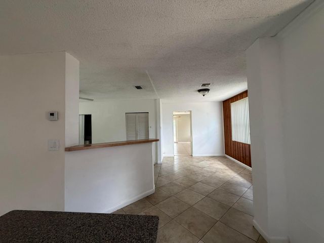 4250 NE 12th Avenue, Pompano Beach, FL 33064