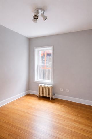 3716 N cicero Avenue 2e, Chicago, IL 60641