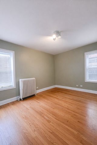 3716 N cicero Avenue 2e, Chicago, IL 60641