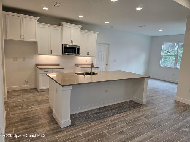 3224 E Terkelson Avenue SE, Palm Bay, FL 32909