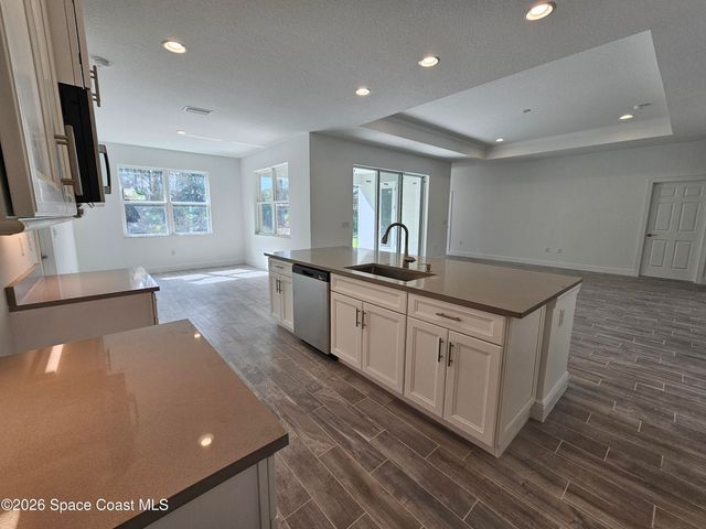 3224 E Terkelson Avenue SE, Palm Bay, FL 32909
