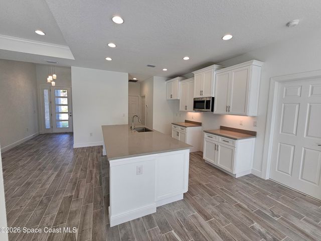3224 E Terkelson Avenue SE, Palm Bay, FL 32909