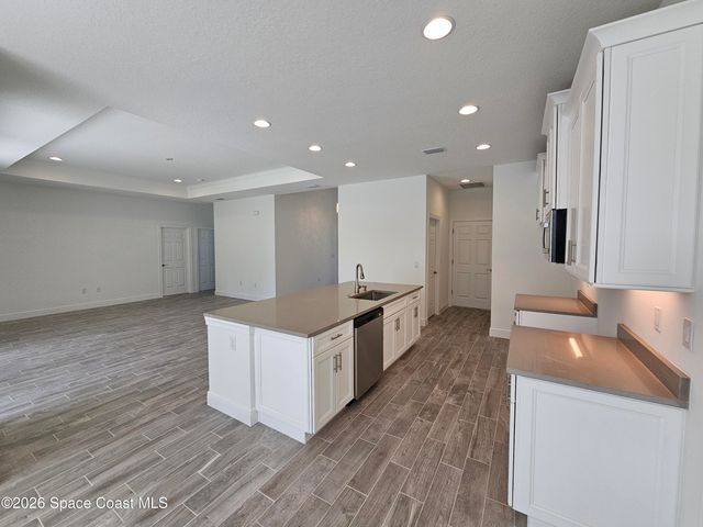 3224 E Terkelson Avenue SE, Palm Bay, FL 32909