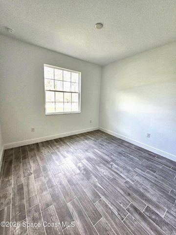 3224 E Terkelson Avenue SE, Palm Bay, FL 32909