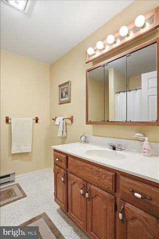 125 TRAMMEL, Falling Waters, WV 25419