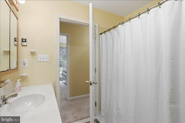 125 TRAMMEL, Falling Waters, WV 25419