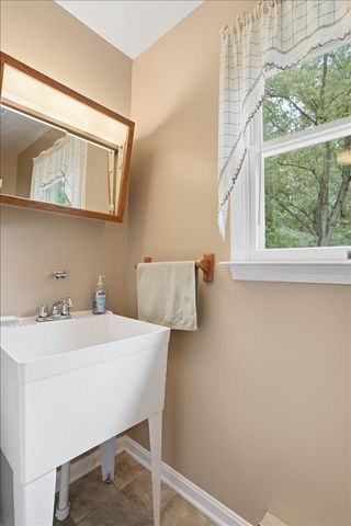 125 TRAMMEL, Falling Waters, WV 25419
