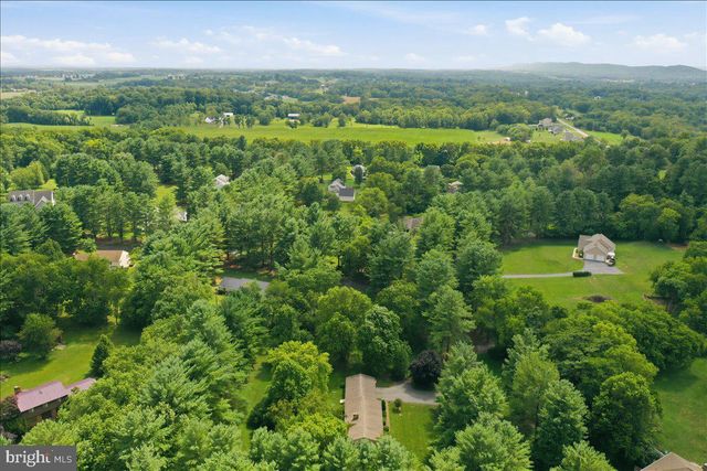 125 TRAMMEL, Falling Waters, WV 25419