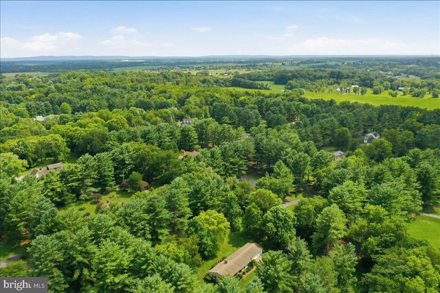 125 TRAMMEL, Falling Waters, WV 25419