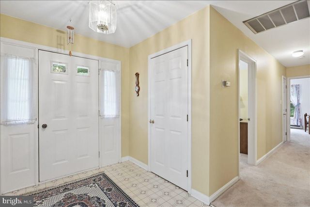 125 TRAMMEL, Falling Waters, WV 25419