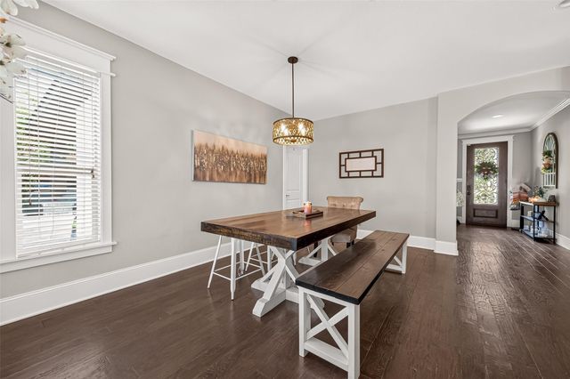 340 Dawn Brook Lane, Conroe, TX 77384