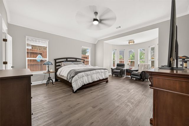 340 Dawn Brook Lane, Conroe, TX 77384