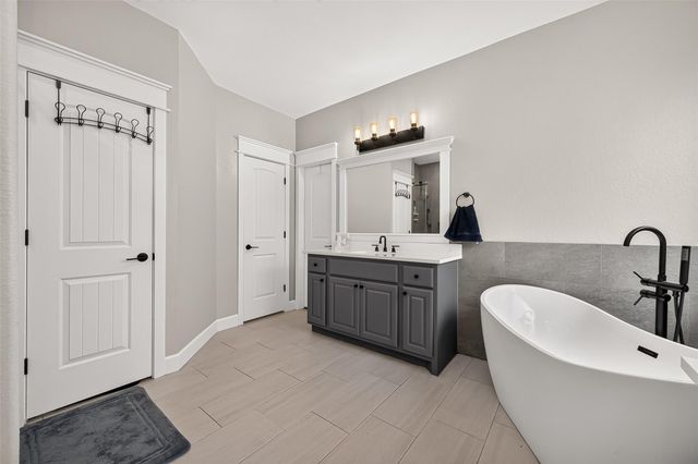340 Dawn Brook Lane, Conroe, TX 77384
