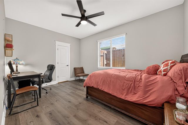 340 Dawn Brook Lane, Conroe, TX 77384