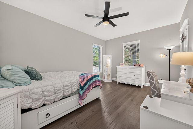 340 Dawn Brook Lane, Conroe, TX 77384