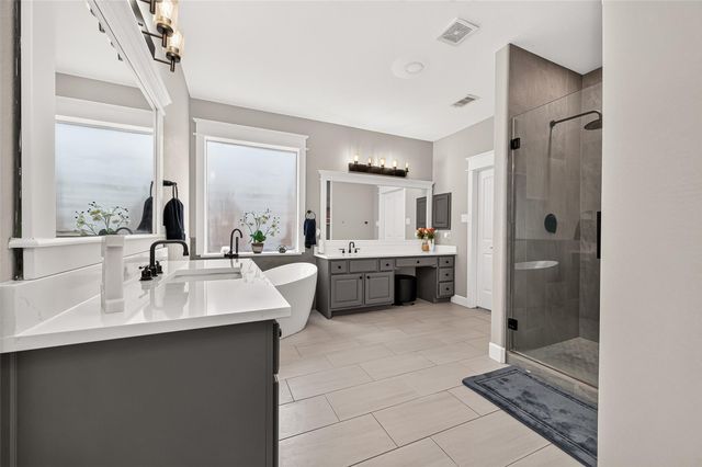 340 Dawn Brook Lane, Conroe, TX 77384