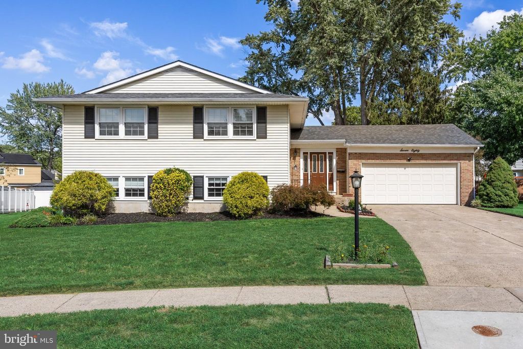 780 CARTERET CT, MOUNT LAUREL, NJ 08054 — exterior