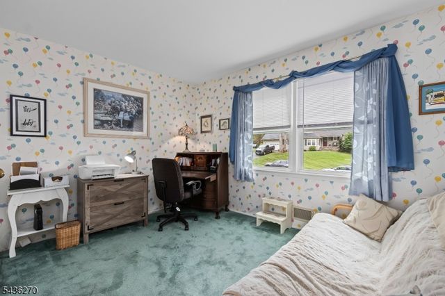 38 Forest Dr, Roxbury Twp., NJ 07876