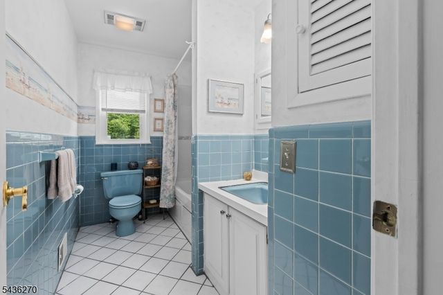 38 Forest Dr, Roxbury Twp., NJ 07876