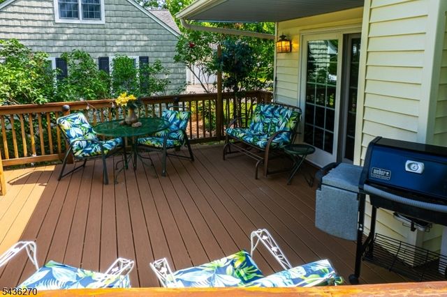 38 Forest Dr, Roxbury Twp., NJ 07876