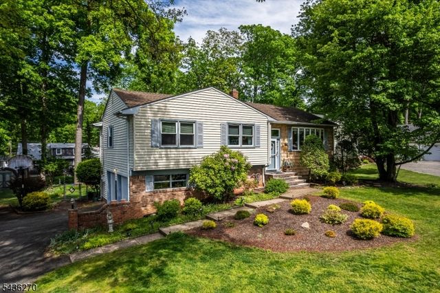 38 Forest Dr, Roxbury Twp., NJ 07876