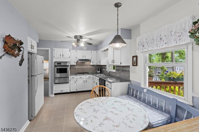 38 Forest Dr, Roxbury Twp., NJ 07876