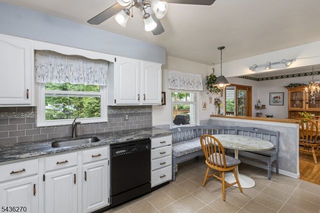 38 Forest Dr, Roxbury Twp., NJ 07876