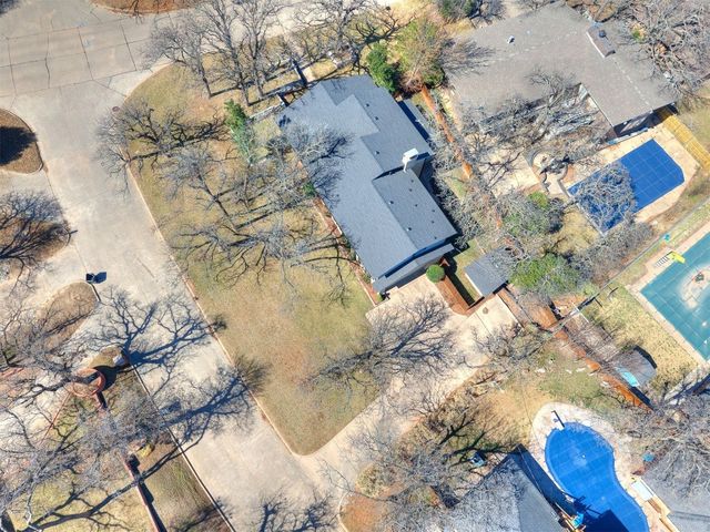 2000 N Alexander Lane, Bethany, OK 73008