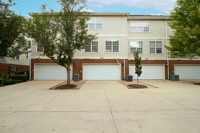 605 Pheasant Trail, St. Charles, IL 60174